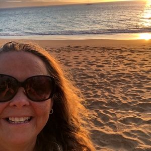 Meet your Posher, Debra